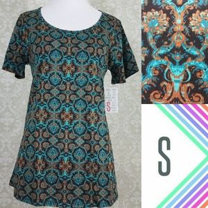LulaRoe Classic T Small